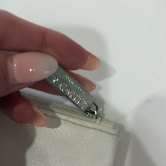 Jimmy Choo zip bag - Picture 3 of 7